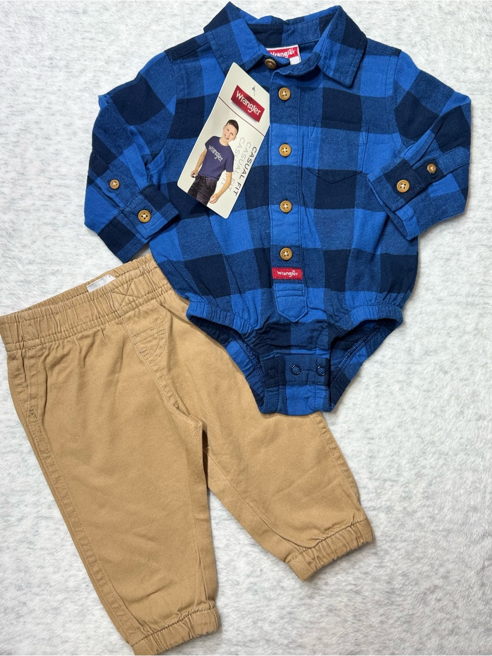 NWT Wrangler Baby Boy Buffalo Plaid Bodysuit Khaki Pants 2 Piece Set 6M Western